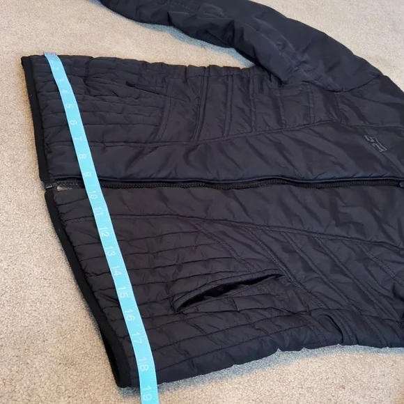 Fox women's Puffy light quilted jacket, size M - Picture 8 of 9